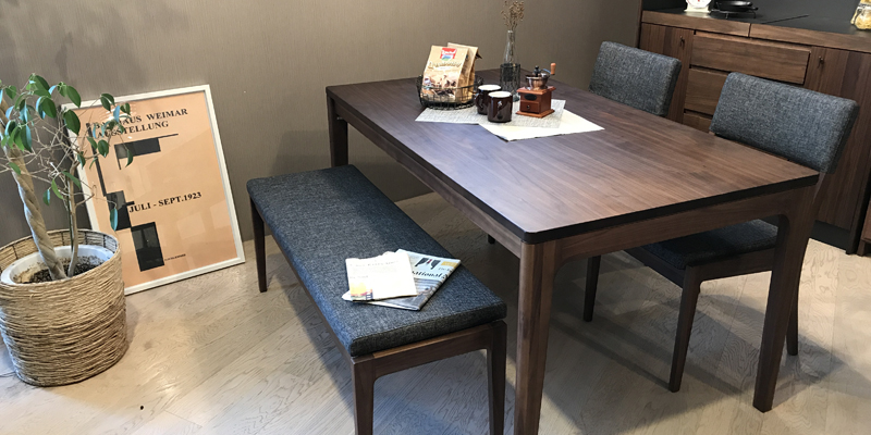 ウッドカフェスタイルダイニング