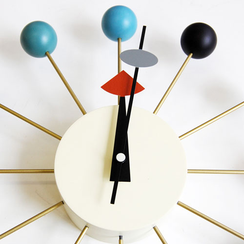 ミッドセンチュリーの定番デザインGeorge Nelson(ジョージ・ネルソン)のBall Clock(ボールクロック)