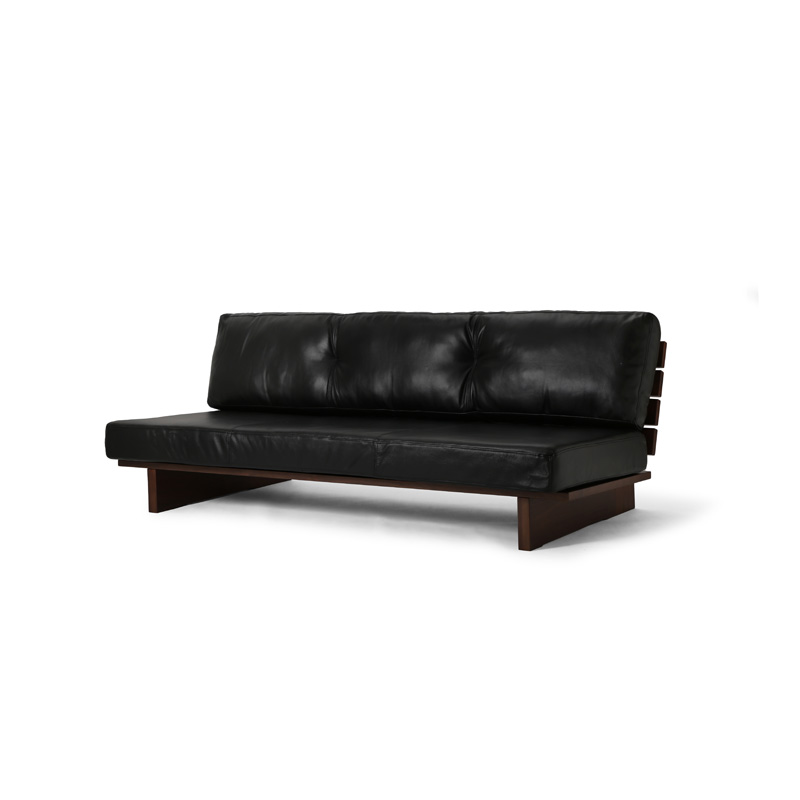 LEATHER WOOD SOFAのおしゃれなデザイン