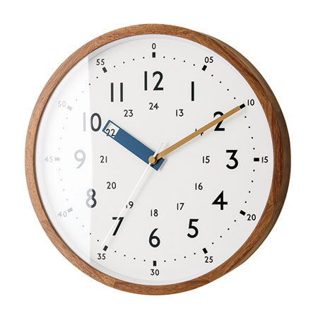 知育にもなるシンプルでカラフルなデザイン掛け時計「Storuman(ストゥールマン)」