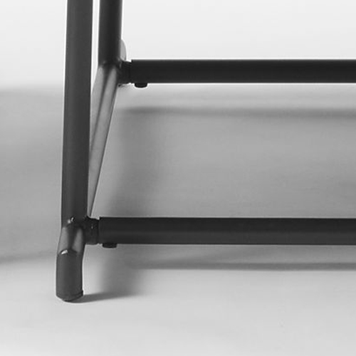 人工ラタンを使用したガーデン家具「PATIO PETITE」MAシリーズの脚素材