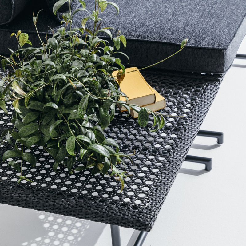 人工ラタンを使用したガーデン家具「PATIO PETITE」MAシリーズの生地