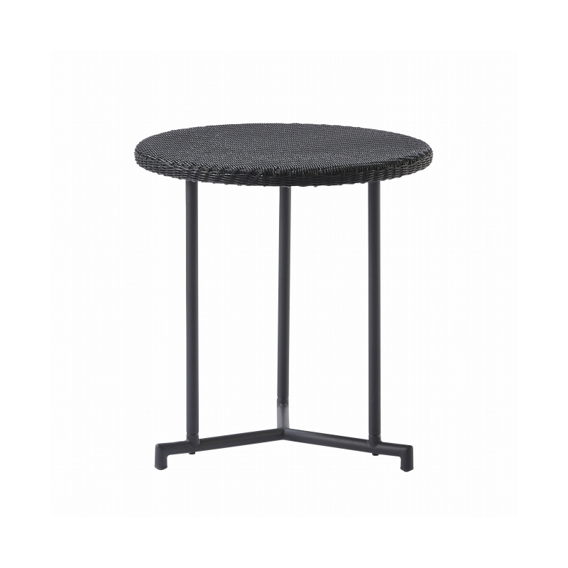 人工ラタンを使用したガーデン家具「PATIO PETITE」MAシリーズのシンプルなデザイン