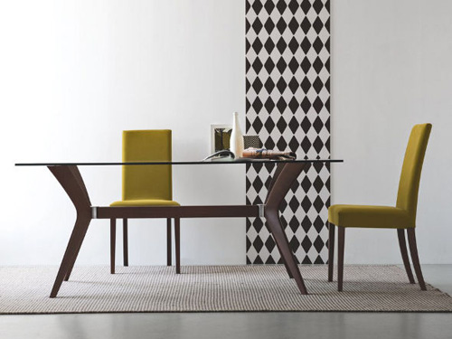 ガラスとウッドが織りなすモダンデザインダイニングテーブルCalligaris(カリガリス)「TOKYO(トーキョー)」のサイズ