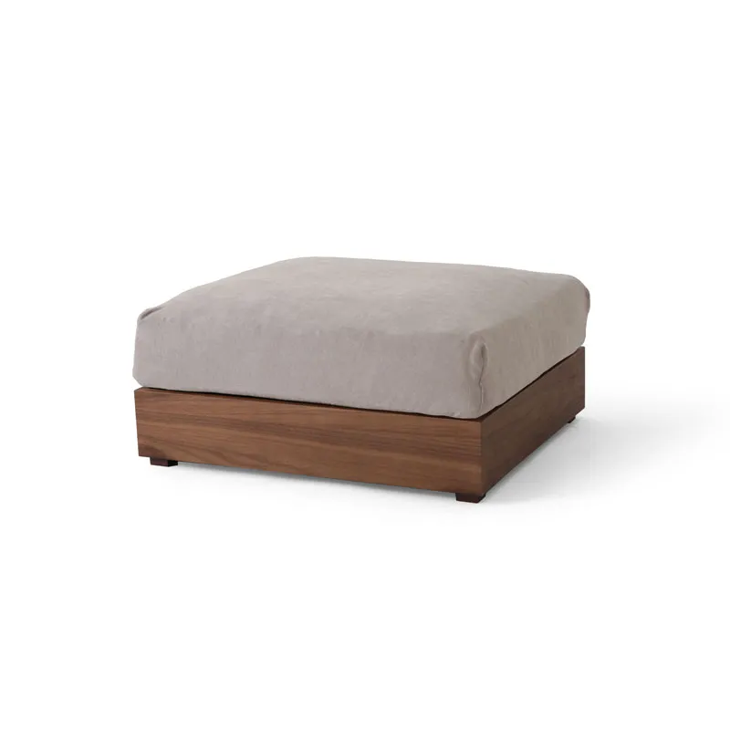 シンプルデザインな肘掛けなしカウチソファー「Lire(リール)」のスツール