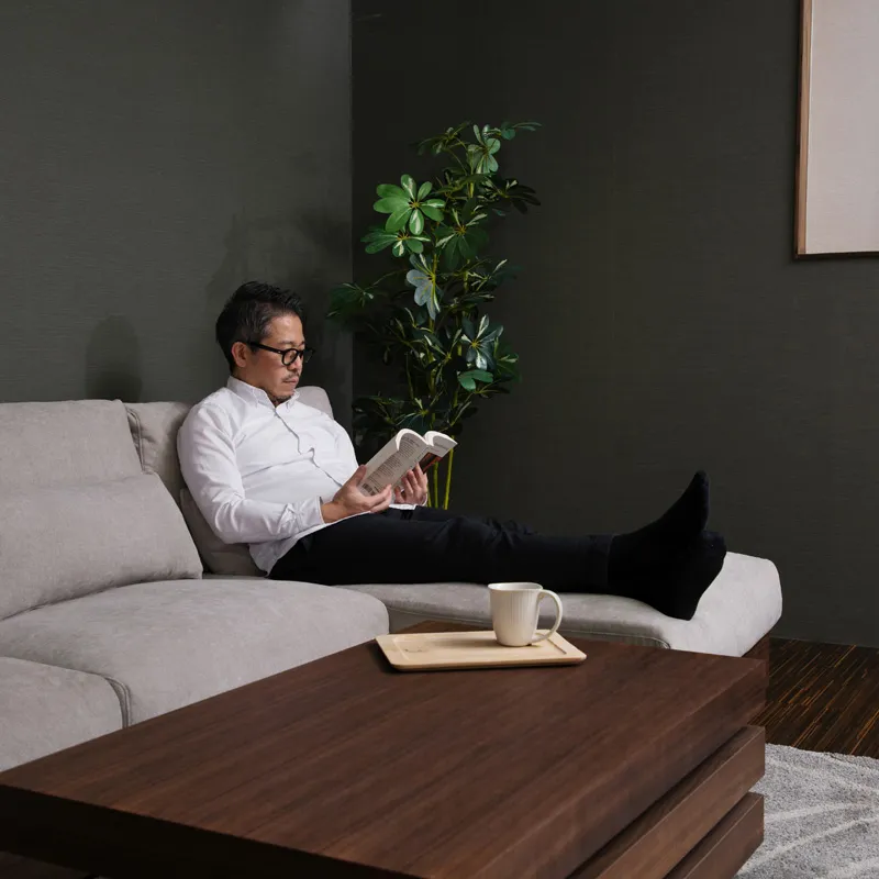 シンプルデザインな肘掛けなしカウチソファー「Lire(リール)」のサイズ