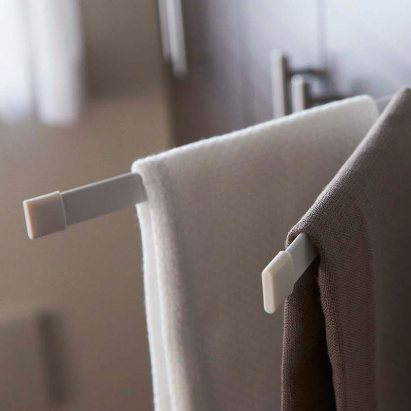薄型ですっきりデザインマグネット布巾ハンガー「TOWER」