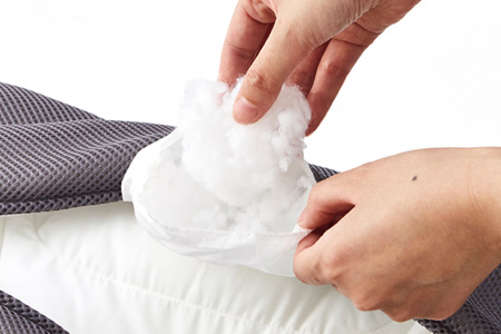 首をしっかり支えて自分好みに調整できる枕「NECK PILLOW（ネックピロー）」の組み換え手順12