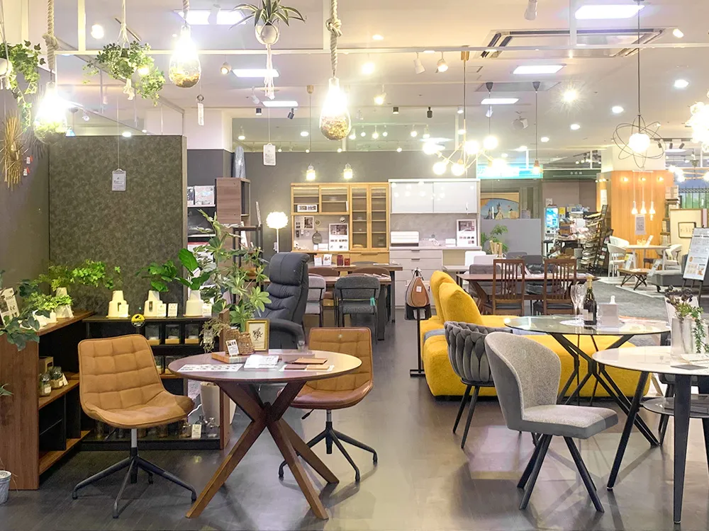 クラスティーナ 横浜ワールドポーターズ店 - 家具・インテリア通販の