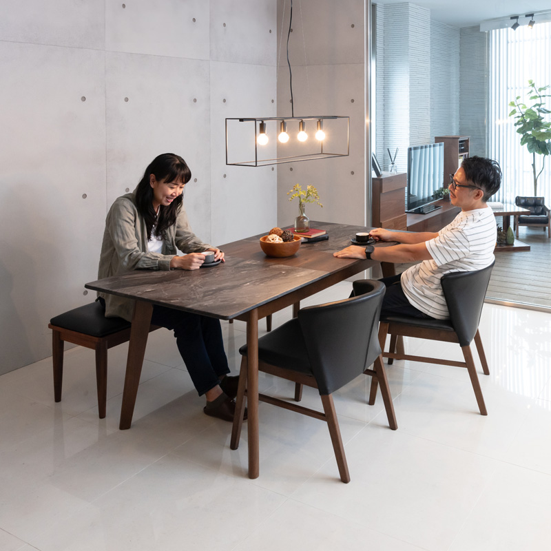 東京23区内送料無料 4人掛けのテーブルと椅子 東京23区内送料無料 4人掛けのテーブルと椅子 机と椅子