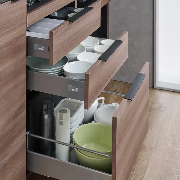 グレー食器棚 引き出し式