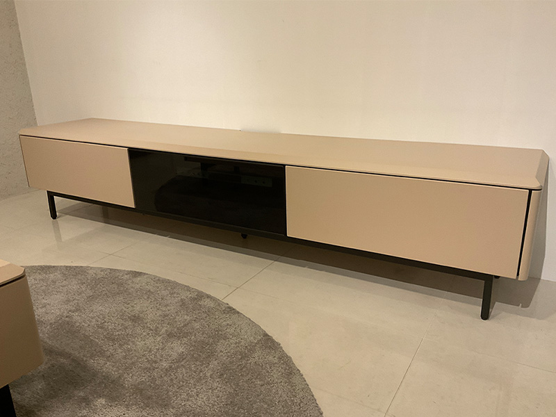 【アウトレット30%OFF！】テレビ台「AGUL(アグル)」/幅210cm