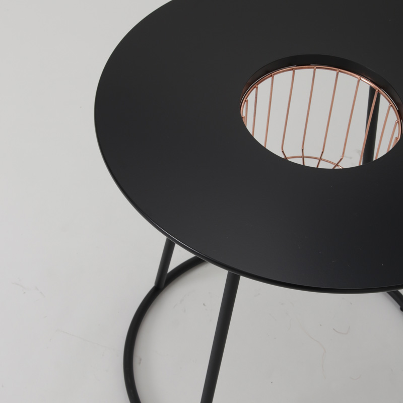 大決算セール5％オフ！】サイドテーブル「BOUTON(ブトン)」 | 家具