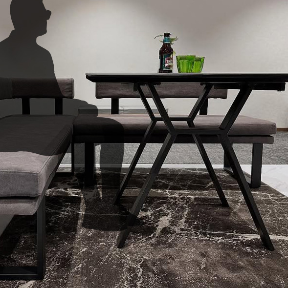 ダイニングテーブル「Tafel(タフル)」/4人掛け - 家具・インテリア通販