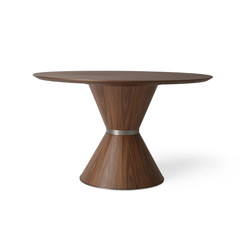 木の魅力とカーブデザインが 温かみのある雰囲気を演出する円テーブル「Ratte(ラッテ)」を正面から。