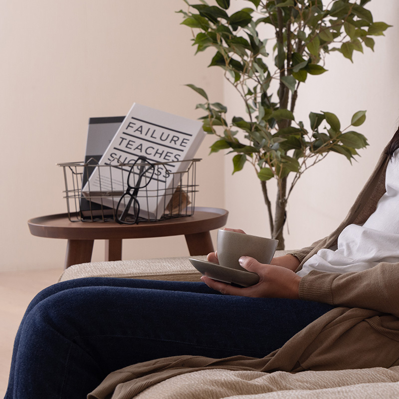 年末セール5％オフ！】サイドテーブル「Vitz(ビッツ)」 - 家具