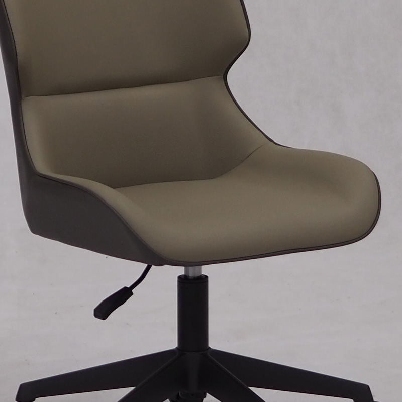 年末セール5％オフ！】デスクチェア/昇降式/360度回転機能「STRATA